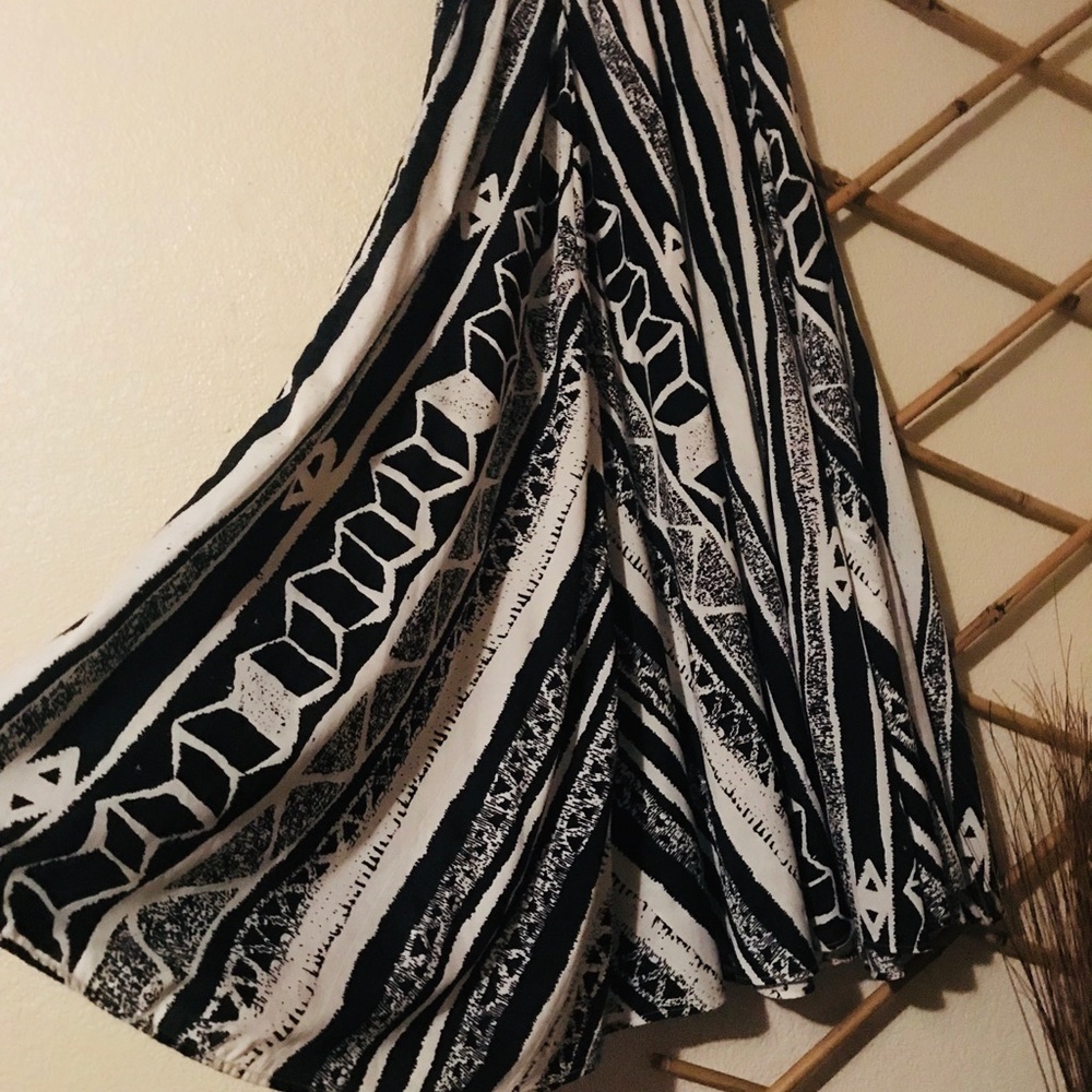 Black and white maxi skirt